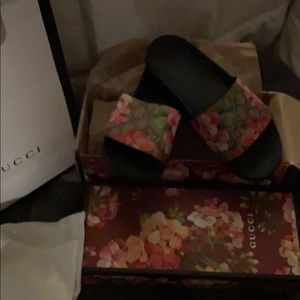 Gucci cherry blossom slides sandals
